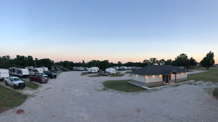 Cedar Creek RV Park Picture 10