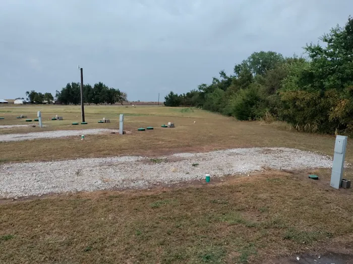 Cedar Creek RV Park Picture 3