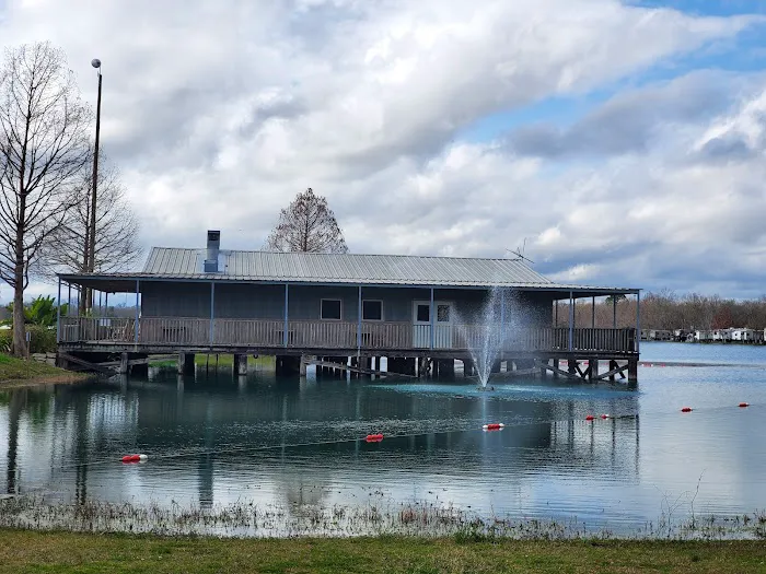 Poche's Rv Park & Fish-N-Camp Picture 8