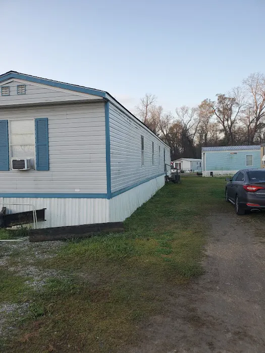 My Place Mobile Home Park Picture 6