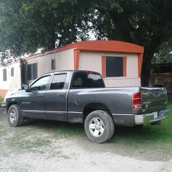 Shady Oaks Estates Mobile Home & RV Park Picture 2