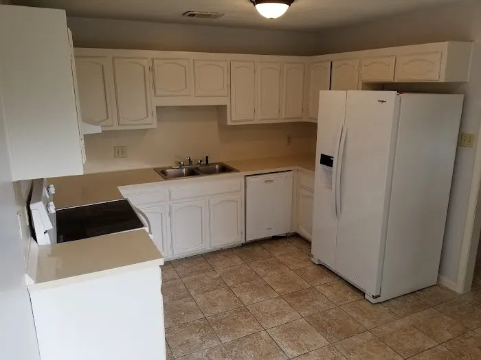 Bridgewood Mobile Home Park Picture 1