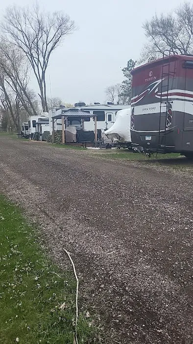 Rush Haven Seasonal Campground Picture 2