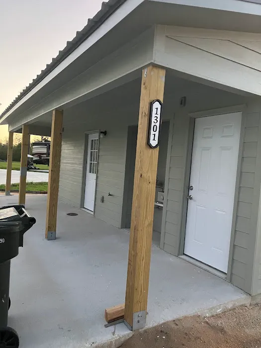 Houma Leisure RV Park Picture 2