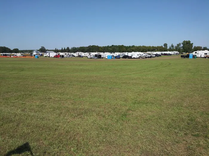 Racers Edge Camping & Parking By Hay Days Event Picture 4