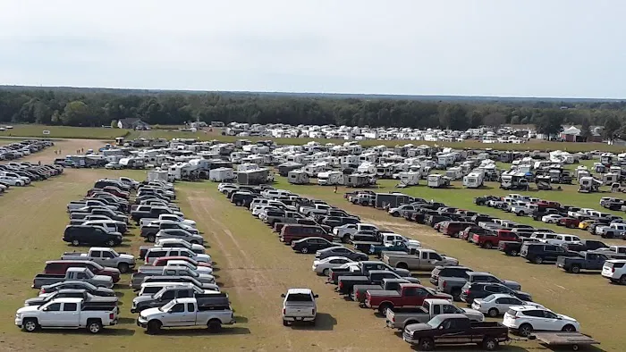 Racers Edge Camping & Parking By Hay Days Event Picture 5