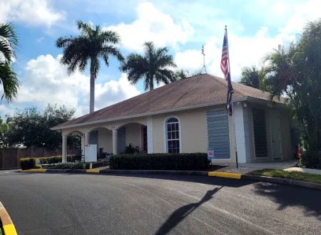 Neapolitan Cove RV Resort