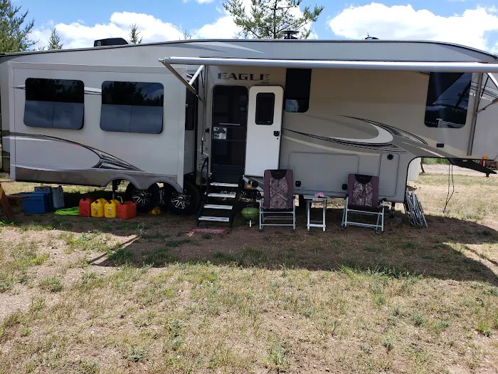 Pardun's Jack Pine Campground Picture 7