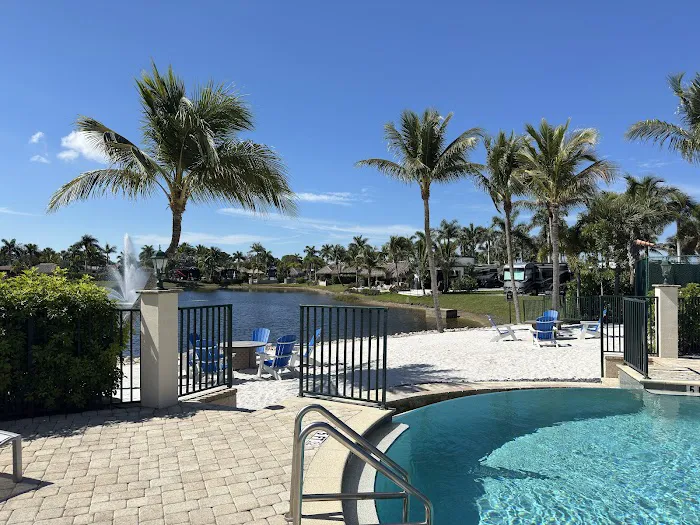 Naples Motorcoach RV Resort Picture 2