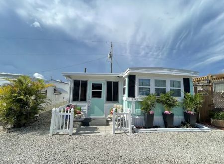 Naples Mobile Home & RV Park