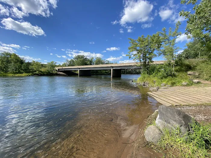 Thayers Landing Picture 2