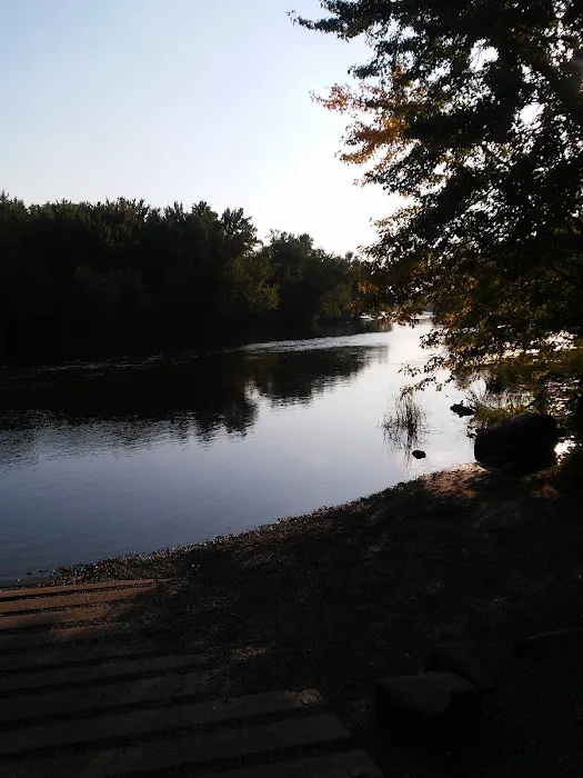 Main Canoe Landing Picture 1