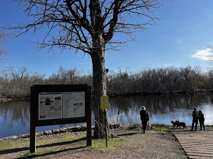 Main Canoe Landing Picture 8