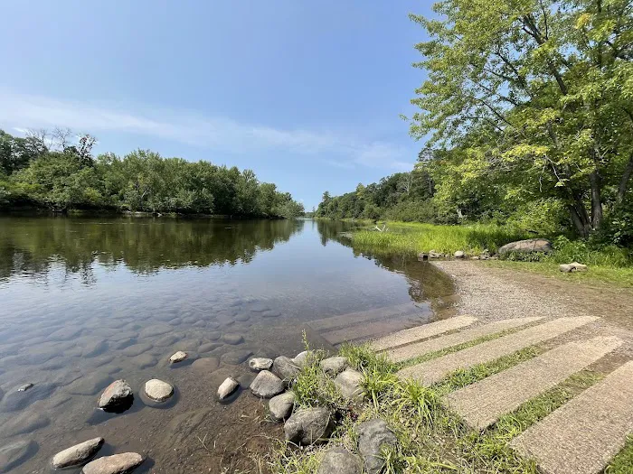 Main Canoe Landing Picture 7
