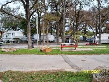 Good Luck RV Park Picture 5