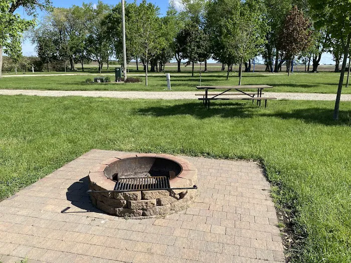 Hawkeye Point Campground Picture 6