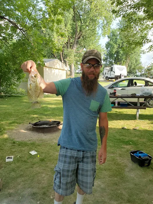 Sam Robinson Memorial Park & Campground Picture 10
