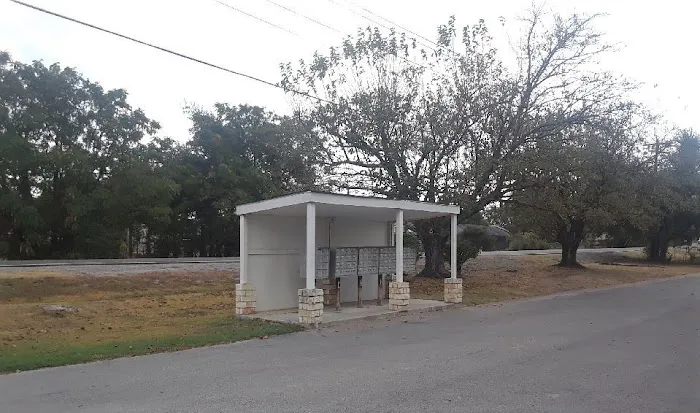 Forest Glenn Mobile Home Community Picture 4