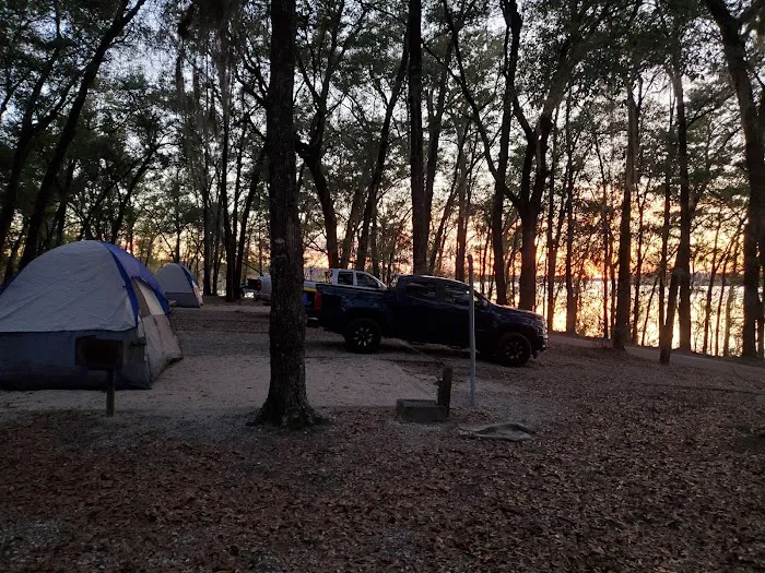 Hall Landing Campground Picture 10