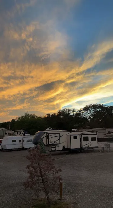 Decatur RV Picture 4