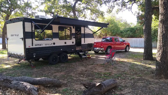 Shady Oaks RV Park Picture 5