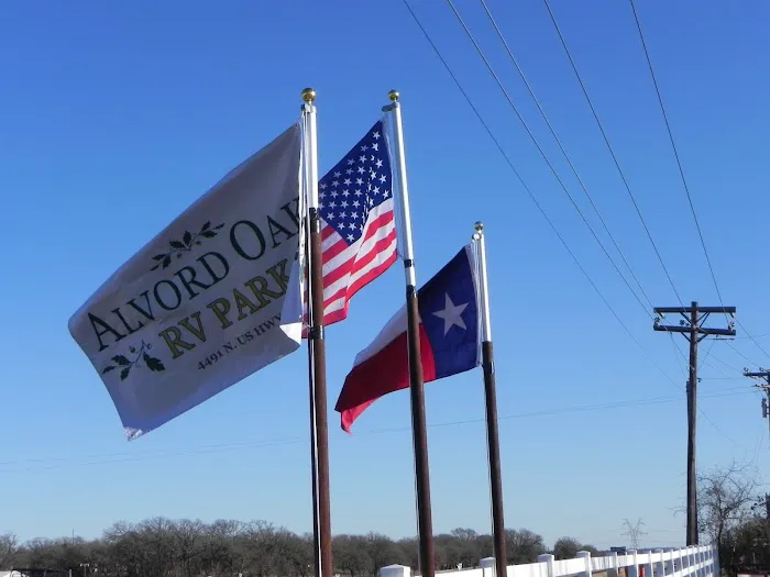 Alvord Oaks RV Park Picture 3