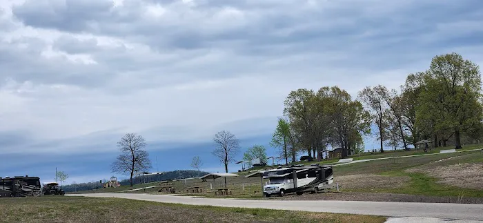 Lead Hill Campground - Bull Shoals Lake Picture 2