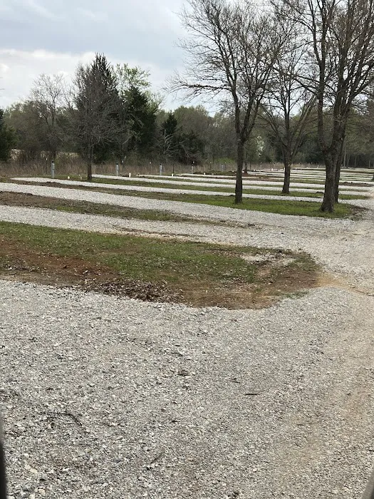 Quiet Oaks RV Park Picture 7