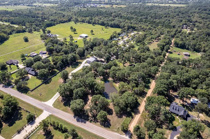 Quiet Oaks RV Park Picture 1