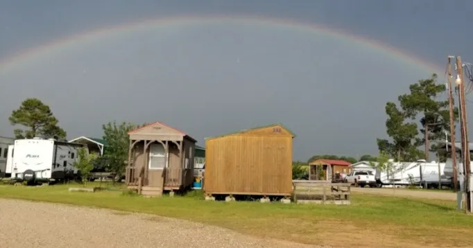 Whispering Pines RV Park & Lodging Picture 1