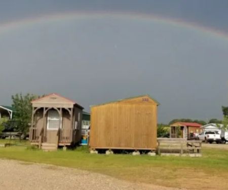 Whispering Pines RV Park & Lodging