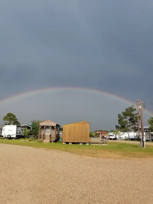 Whispering Pines RV Park & Lodging Picture 3