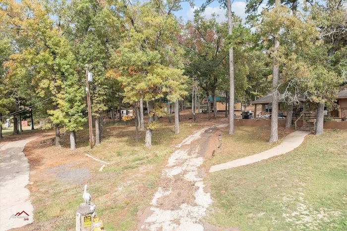 Lake Striker RV Park Restaurant and Marina Picture 5