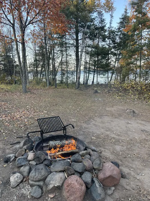 Island Lake Campsite #5 Picture 2
