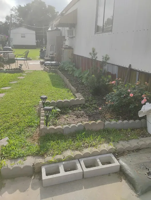 Green Acres Mobile Home Park Picture 3