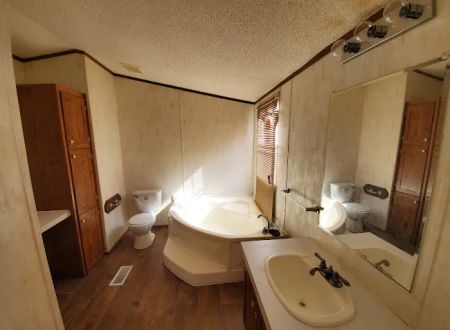 Oak Tree Mobile Home Park