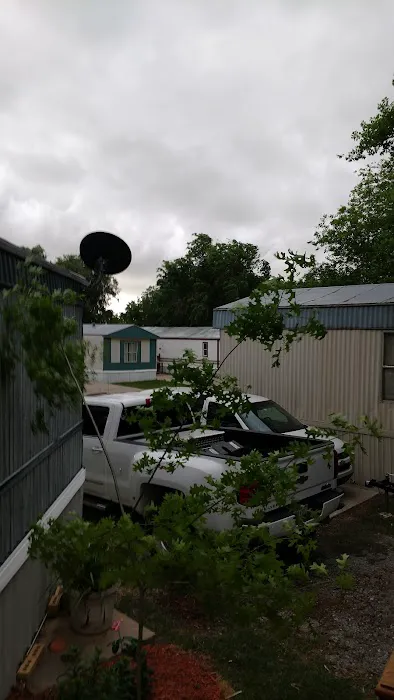 University Mobile Home Park Picture 8