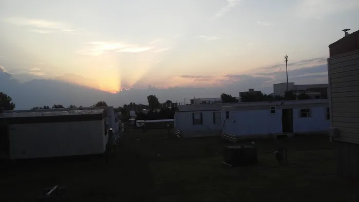 College Acres Mobile Home Park Picture 8