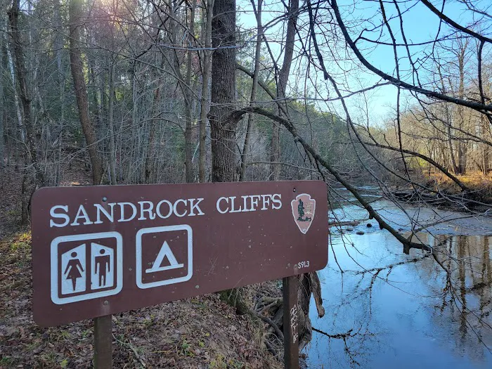 Sandrock Cliffs Campground Picture 9