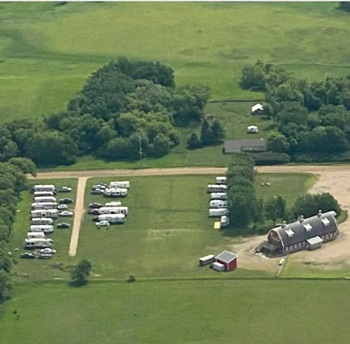 Breezy Barnyard Campground Picture 4