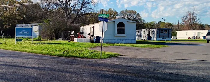 Mes Amis Mobile Home Park Picture 5