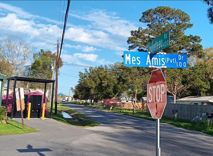 Mes Amis Mobile Home Park Picture 7