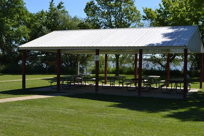 Sundquist Park at West Lake Sarah Picture 9