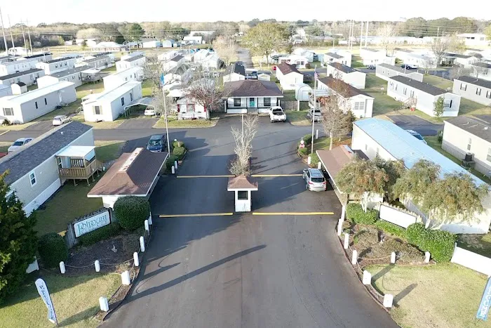 Potpourri Village Picture 2