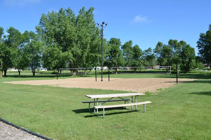 Seven Mile Lake Park Picture 5