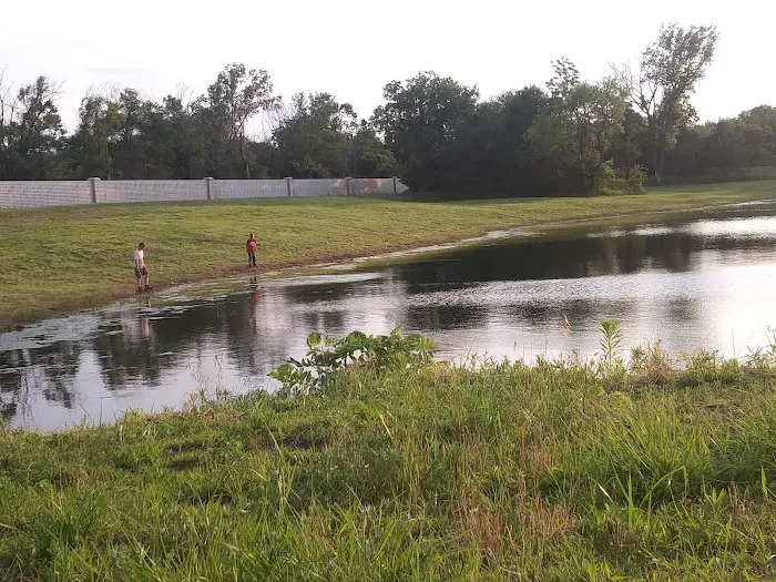 Pinaire Mobile Home Park Picture 8