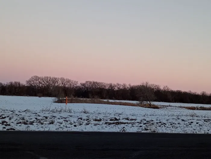 Pinaire Mobile Home Park Picture 6