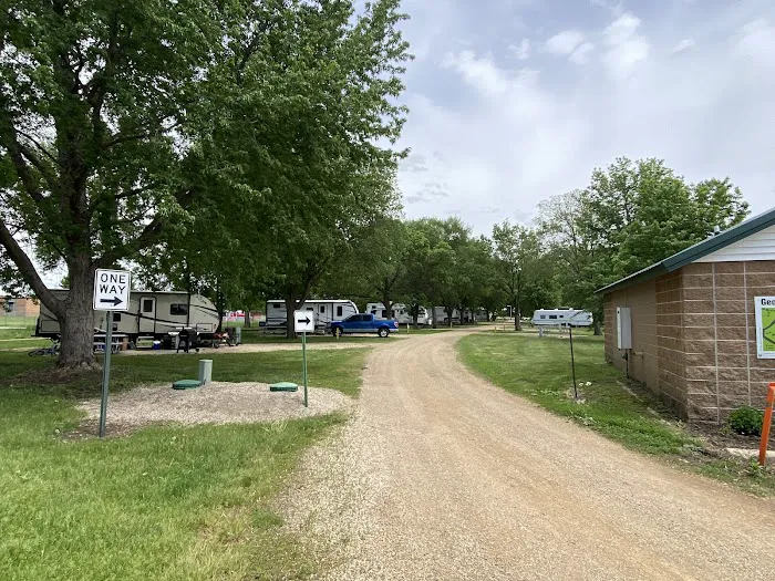George City Campground Picture 2
