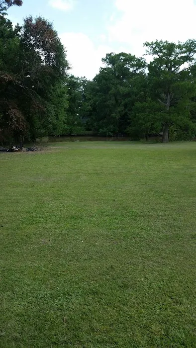 French Quarter Estates Picture 1