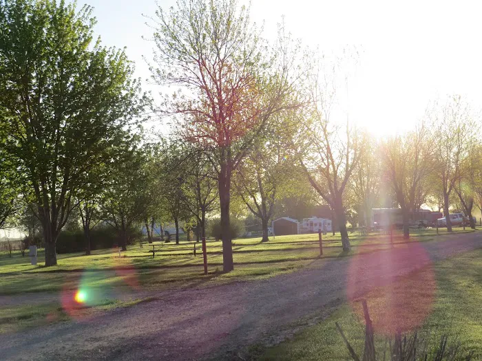Zomer RV Campground Picture 4